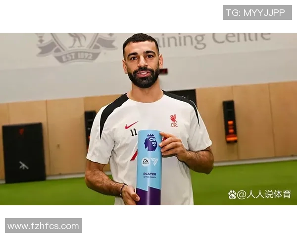 足球球星经典头像合集 展现传奇球员独特风采与个人魅力